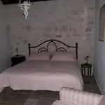 Fontana Vecchia Bed & Breakfast