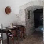 Fontana Vecchia Bed & Breakfast 4*