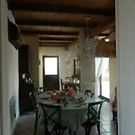 Fontana Vecchia Bed & Breakfast