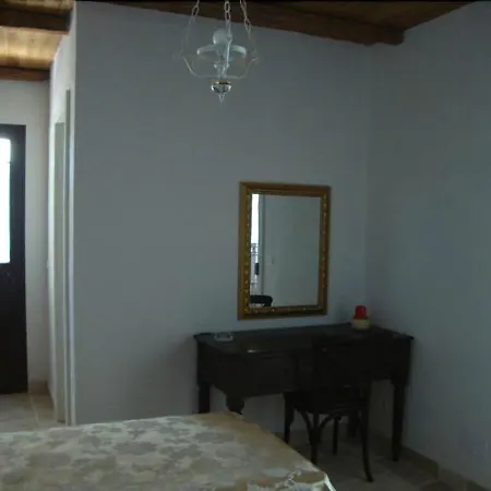 Fontana Vecchia B&B 카스텔라나그로테