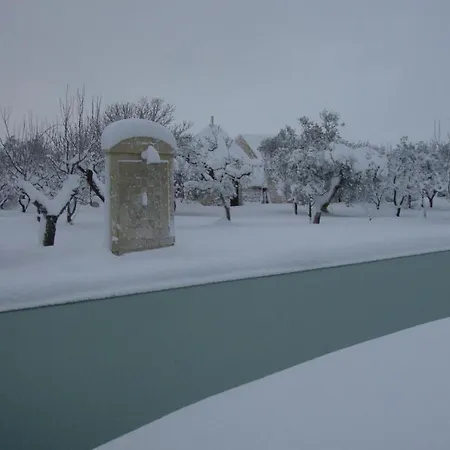 Fontana Vecchia Bed and Breakfast