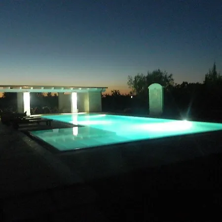 Fontana Vecchia 4*