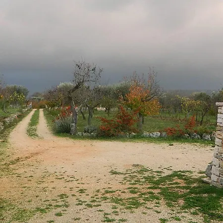 Fontana Vecchia Bed and Breakfast