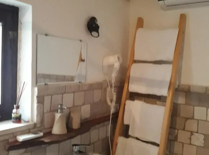 Fontana Vecchia Bed & Breakfast